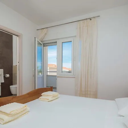 And By The Sea Duce, - 18155 Gasthof 3*