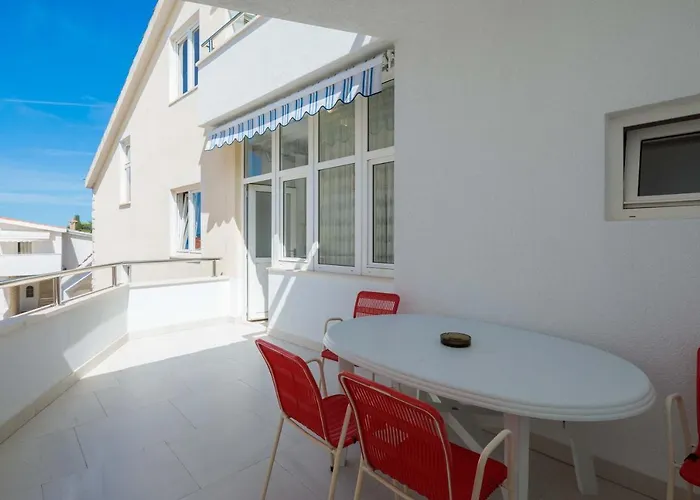 And By The Sea Duce, - 18155 3*